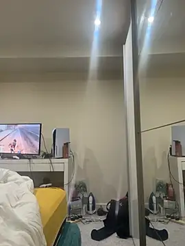 Brownadam111 online show from February 1, 1:48 am