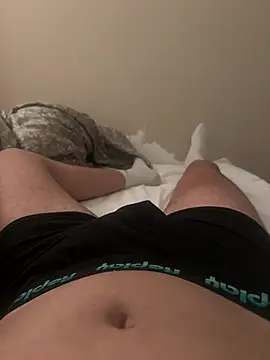 yourlittleboy123 online show from July 22, 9:29 pm