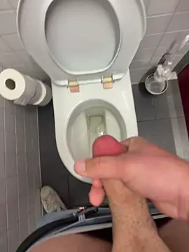 tony3729 online show from April 8, 9:19 am