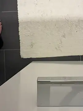 tony3729 online show from March 26, 9:41 pm