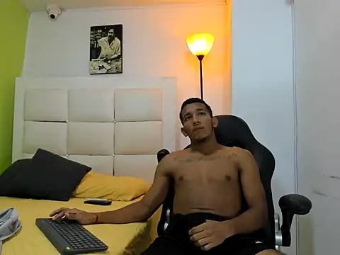 ricky spensar23cm  online show from February 13, 2:51 am