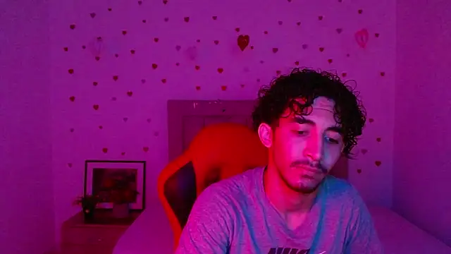 Caius fox online show from March 19, 11:35 am