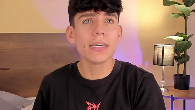 Angel eros  online show from February 1, 8:29 pm