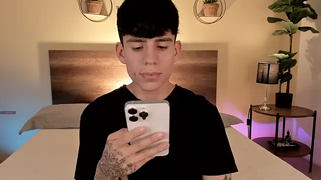 Angel eros  online show from February 4, 8:04 pm