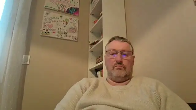 doudou310 online show from February 10, 7:13 am