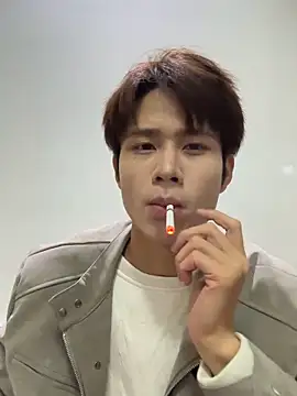 SM 004 online show from February 2, 10:46 am