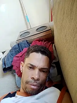 miximilian online show from March 15, 6:47 pm