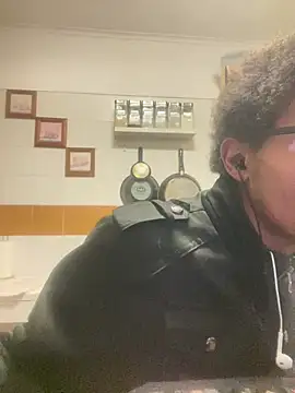 ELPikaPreta online show from February 3, 3:48 am