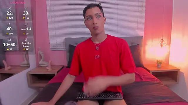 drako18  online show from April 7, 3:50 am