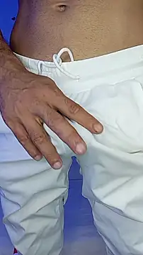 junior men22 online show from April 27, 12:46 pm