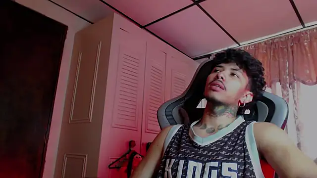 D3v1L88 online show from March 11, 4:58 pm