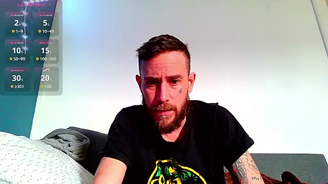 inktattoo42 online show from February 23, 1:46 pm