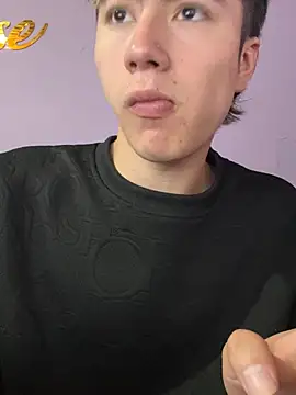 AlexanderCollman2 online show from April 18, 11:15 pm