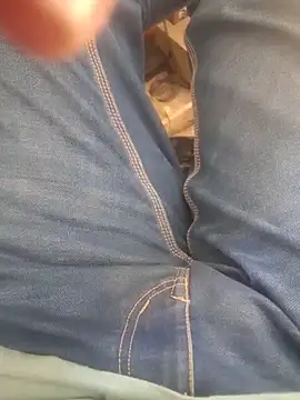 hot---boy1 online show from March 31, 9:55 am