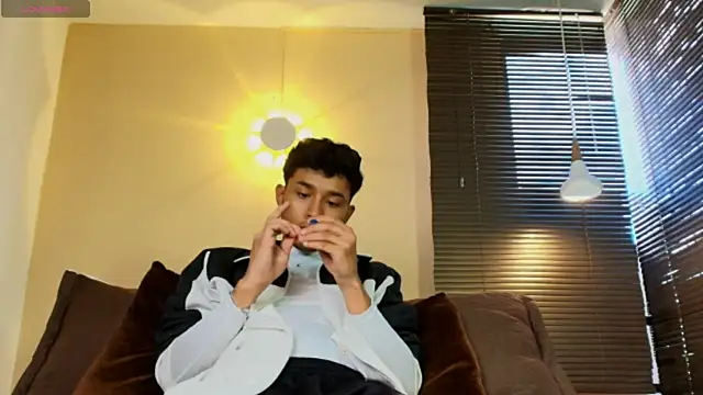 Damon Salvarote S online show from April 14, 7:35 pm