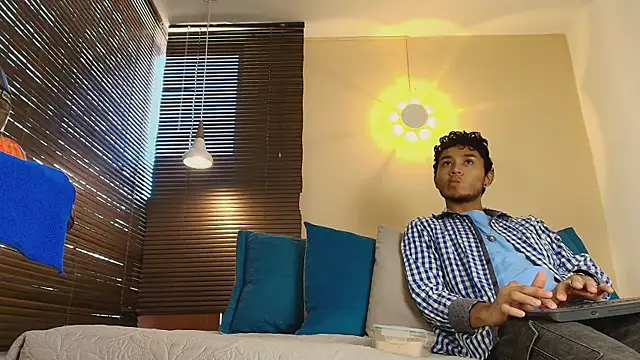 Damon Salvarote S online show from March 19, 7:17 pm