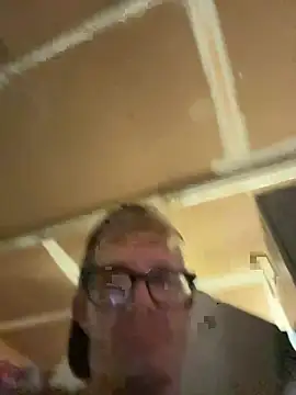 Daddybigdick123123 online show from May 30, 7:08 am