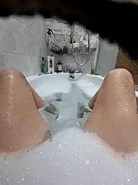 Ukcoiple online show from March 6, 5:21 pm