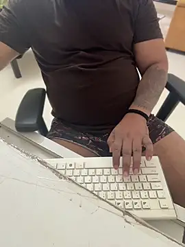 Rah0091 online show from April 17, 7:33 am