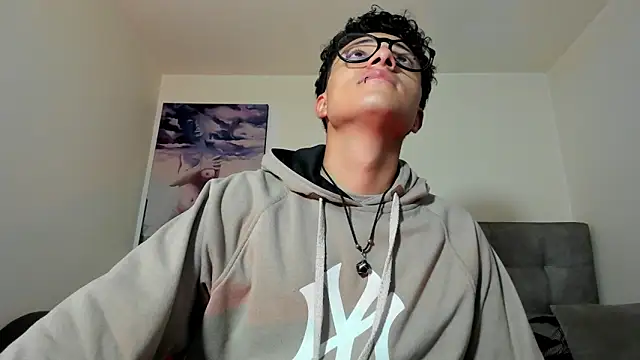 Adonibaskerville4 online show from March 29, 2:06 pm