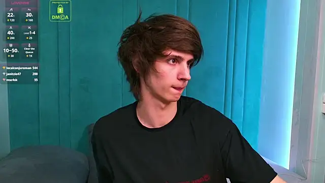 HoogWilder online show from March 8, 2:04 am