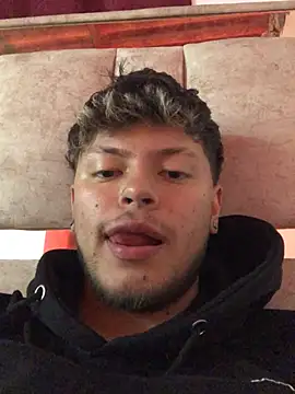 Bigcock777hot online show from July 31, 3:50 am