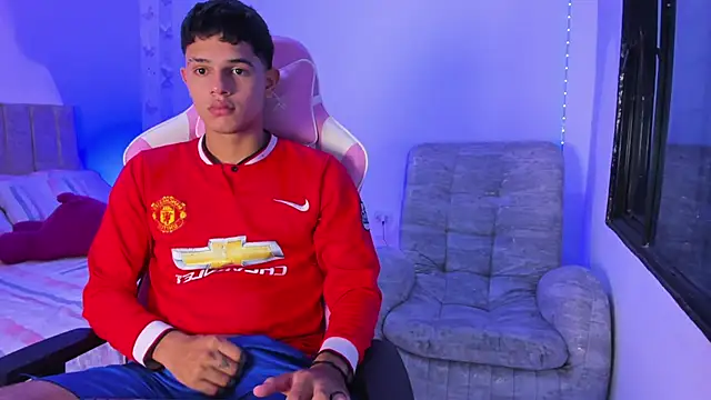 Adrian Prime  online show from April 13, 7:03 pm