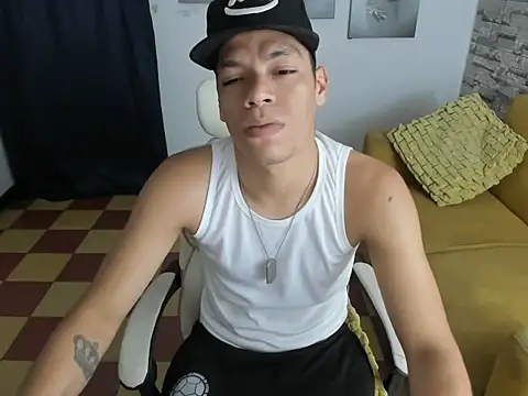 Andres sant  online show from March 18, 3:09 am