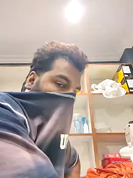 wildboyheart online show from February 6, 2:25 pm