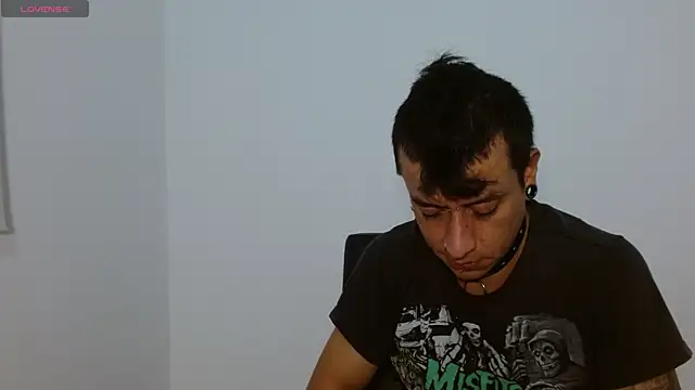 SkinnyDevil12 online show from February 13, 3:13 am