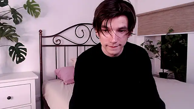 A LF online show from February 11, 8:47 pm