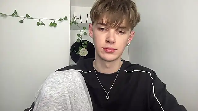 YourMilkyGuy online show from March 17, 3:58 pm