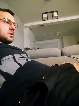 defaktor online show from February 24, 8:09 pm