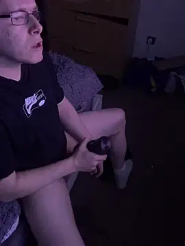 Danhanna420 online show from April 18, 6:53 pm