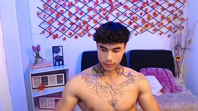 IanWest  online show from June 1, 4:40 pm