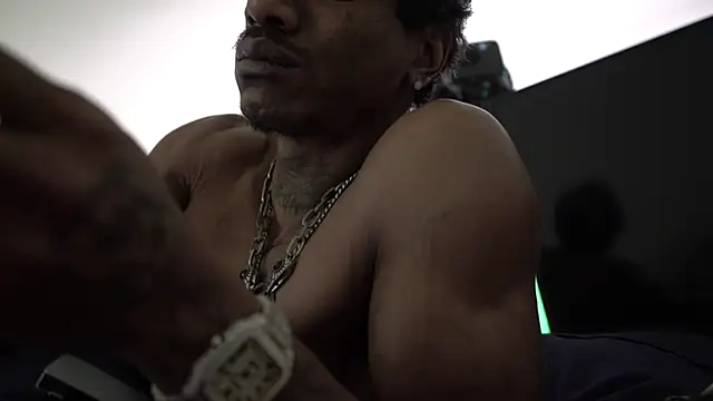 Live5iveTv online show from April 16, 6:30 pm