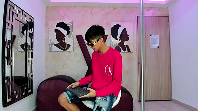 KITTY BOSH online show from February 25, 1:12 pm