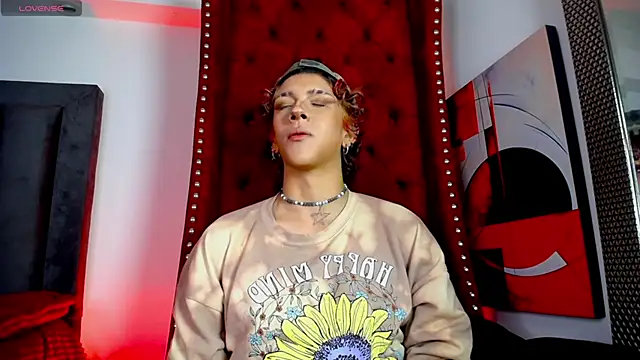 Cain Dantalion online show from April 8, 4:57 am