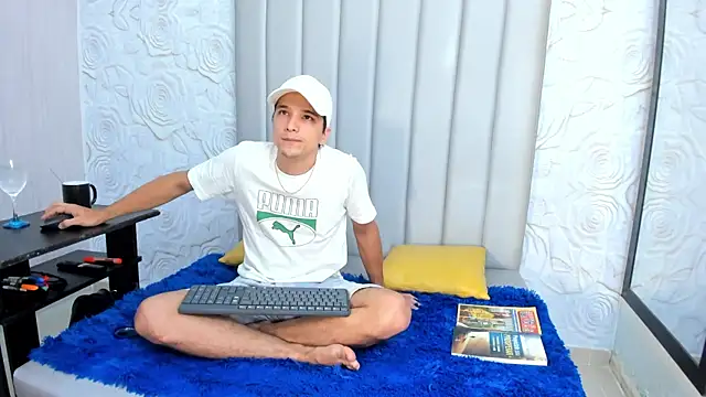 bad boy cum  online show from February 18, 3:59 am