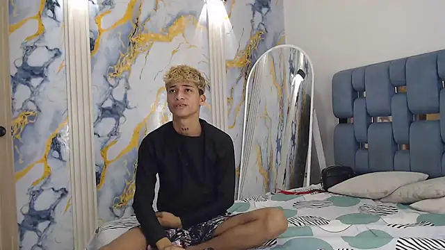 GOLD BOYS online show from April 21, 1:28 pm