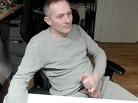 HornyYaro76 online show from February 15, 9:23 pm