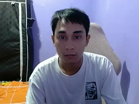 Itsmeyourboyy online show from March 24, 9:58 am