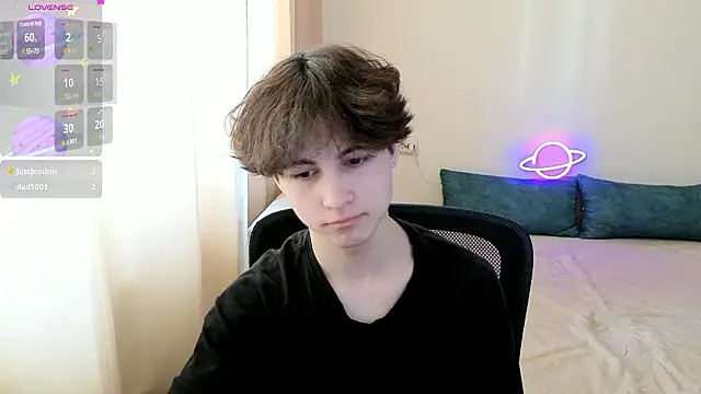  LukaHayes  online show from March 22, 12:32 pm