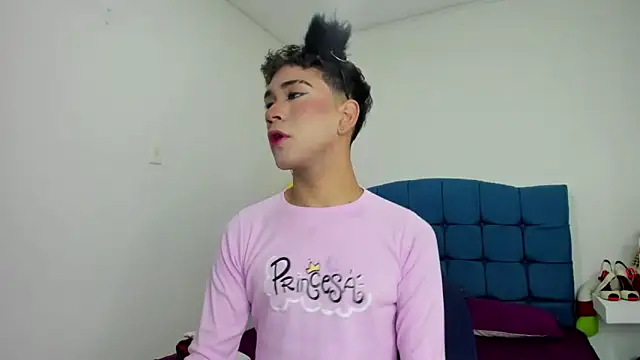 Ailanys Miller online show from March 6, 12:35 pm