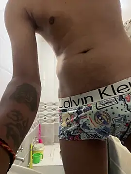 swaggyboii online show from April 6, 9:10 am