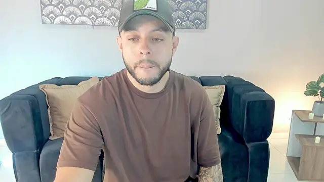 Daniel kingx online show from March 2, 12:34 pm