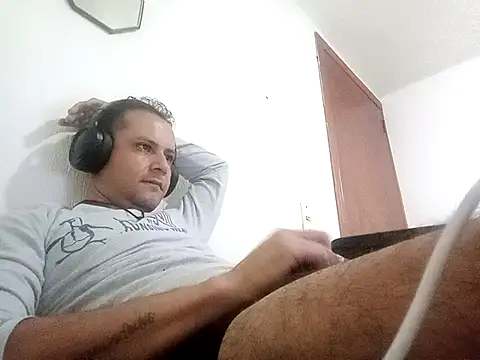 Lfervega online show from February 19, 10:45 am