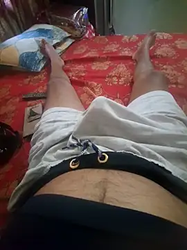 iambesting online show from April 25, 8:06 am