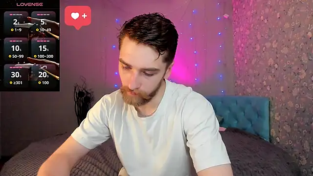 Dexter Raze online show from March 3, 9:43 pm