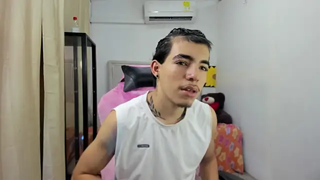 Bad bunnyy  online show from April 5, 11:29 am